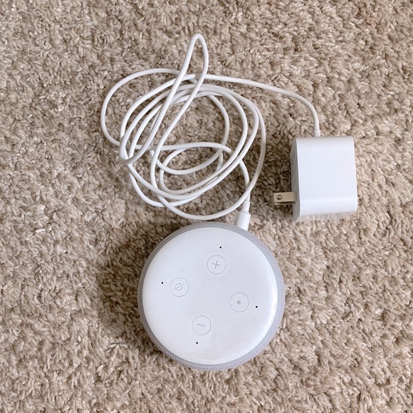 amazon echo dot!! - Picture 1 of 1